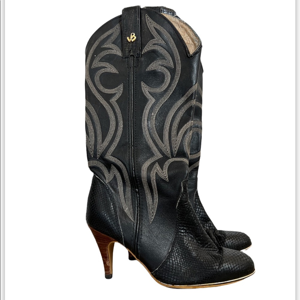 Vintage 1970’s Cowgirl boots